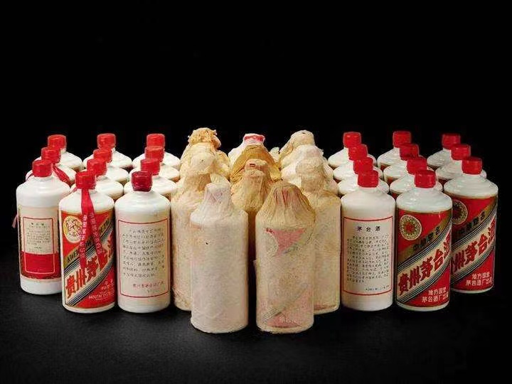 香河老酒回收上门哪里回收(附近上门回收茅台酒）?